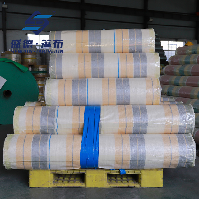 Rouleau de bâche PE, fabricant chinois, toutes sortes de toile de bâche robuste et étanche