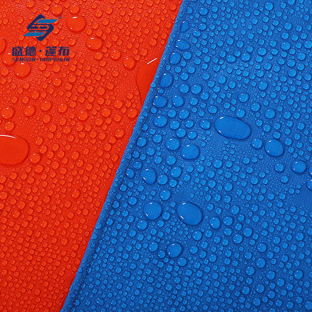 Feuille de bâche PE de vente chaude, couverture en plastique de bâche en Poly épaisse et imperméable polyvalente